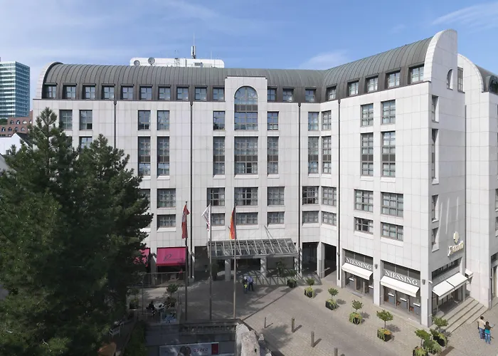Marriott Hotel 5*