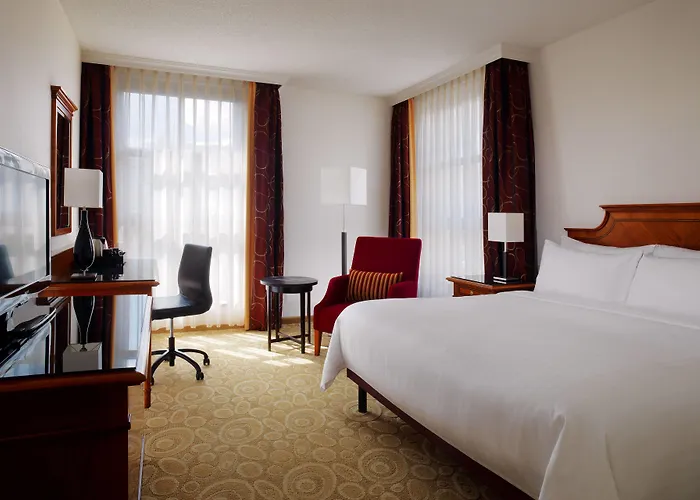 Marriott Hotel 5*
