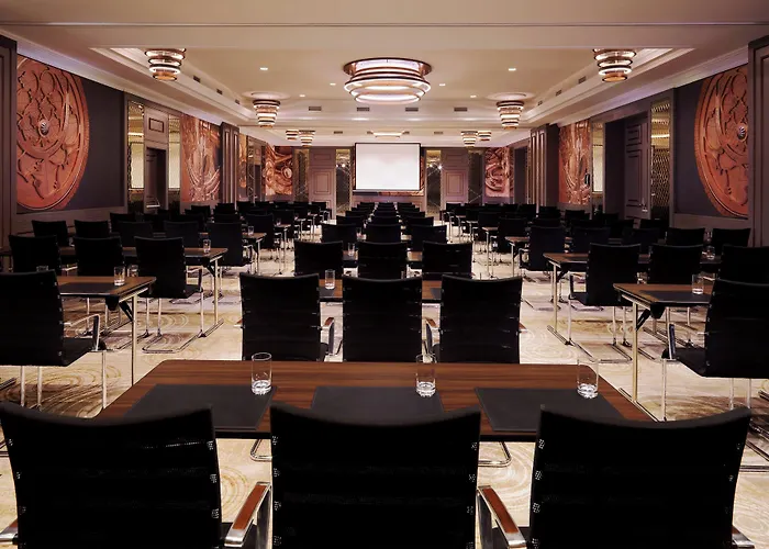 Marriott Hotel 5*